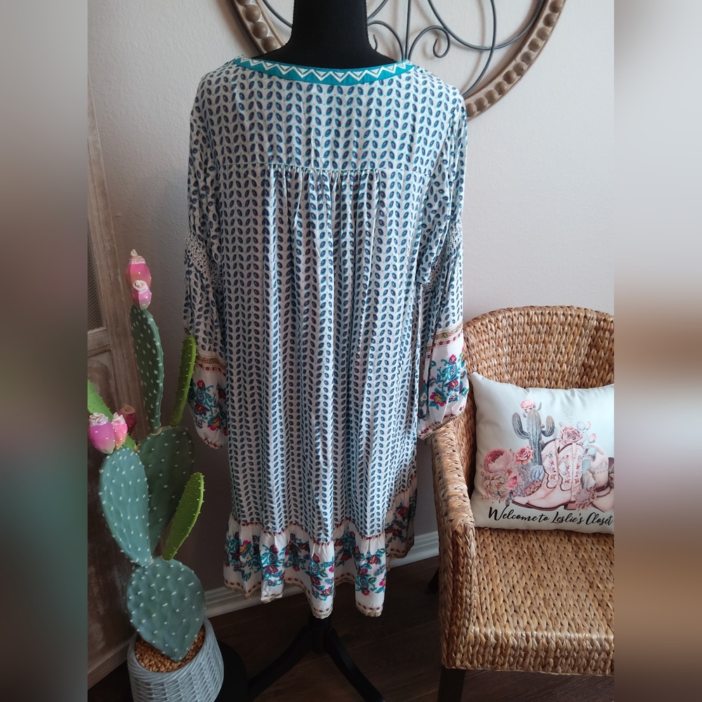 Umgee White Tunic/Dress with Teal Trim & Blue Print - Picture 5 of 10